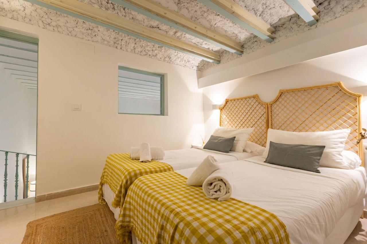 Ohliving Salvador Square Apartment Seville